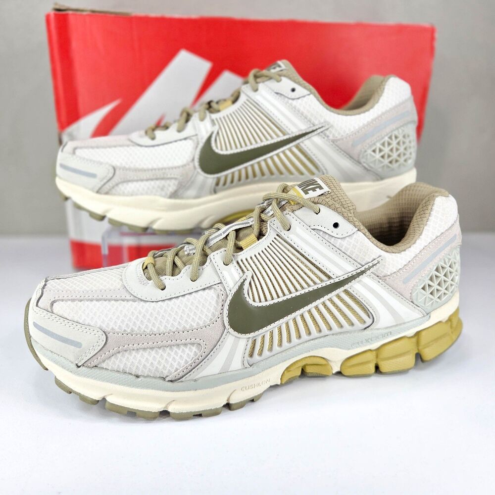 Nike Zoom Vomero 5 Light Bone Medium Olive FV0397-001 Mens Sz 9.5